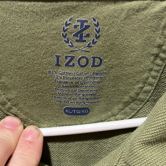 Long sleeve shirt great condition - Picture 2 of 3